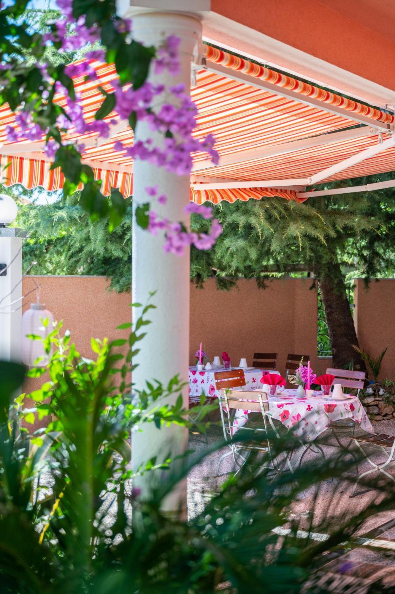 Hotel Villa Vera 2 Fažana Zewnętrze zdjęcie